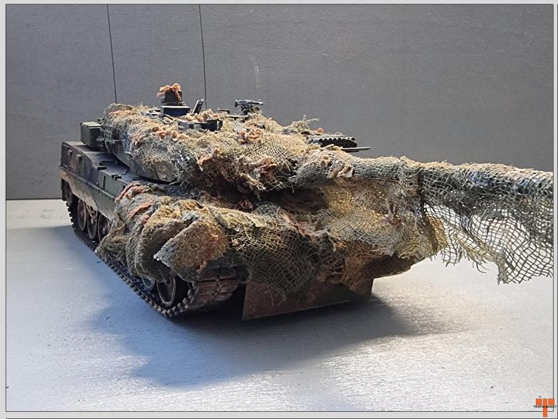 Leopard 2 A6